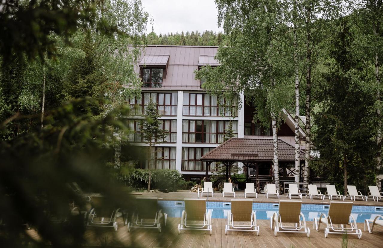Yaremche Club Hotel מראה חיצוני תמונה