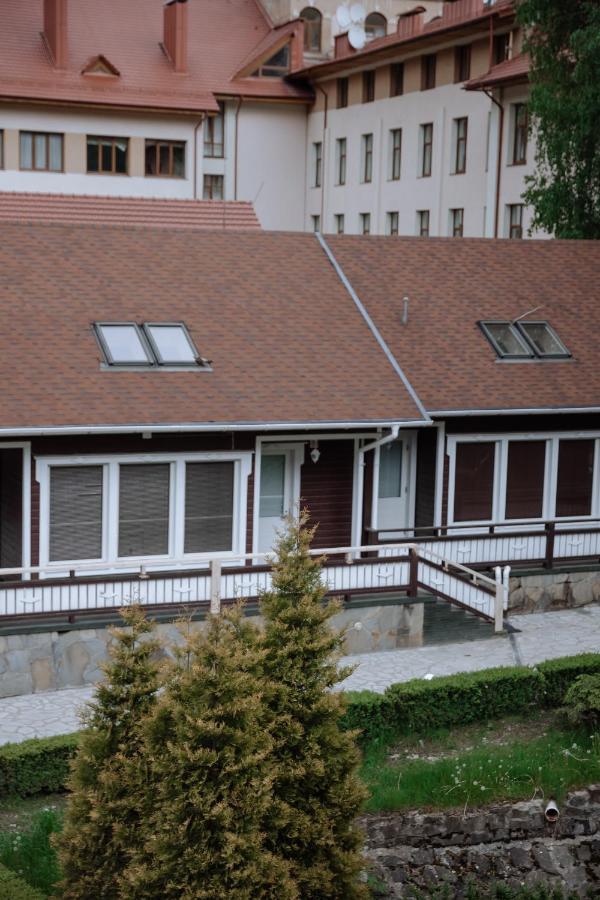 Yaremche Club Hotel מראה חיצוני תמונה