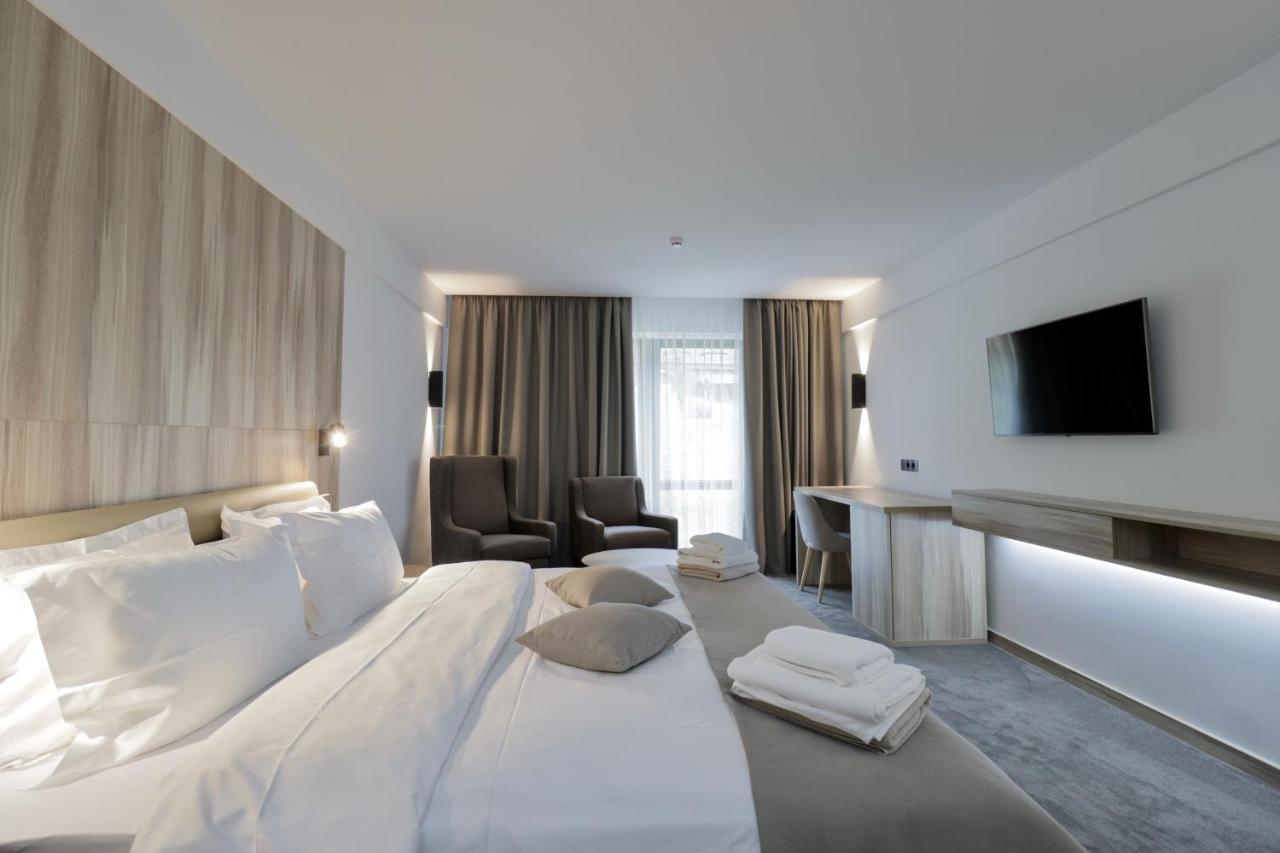 Yaremche Club Hotel מראה חיצוני תמונה
