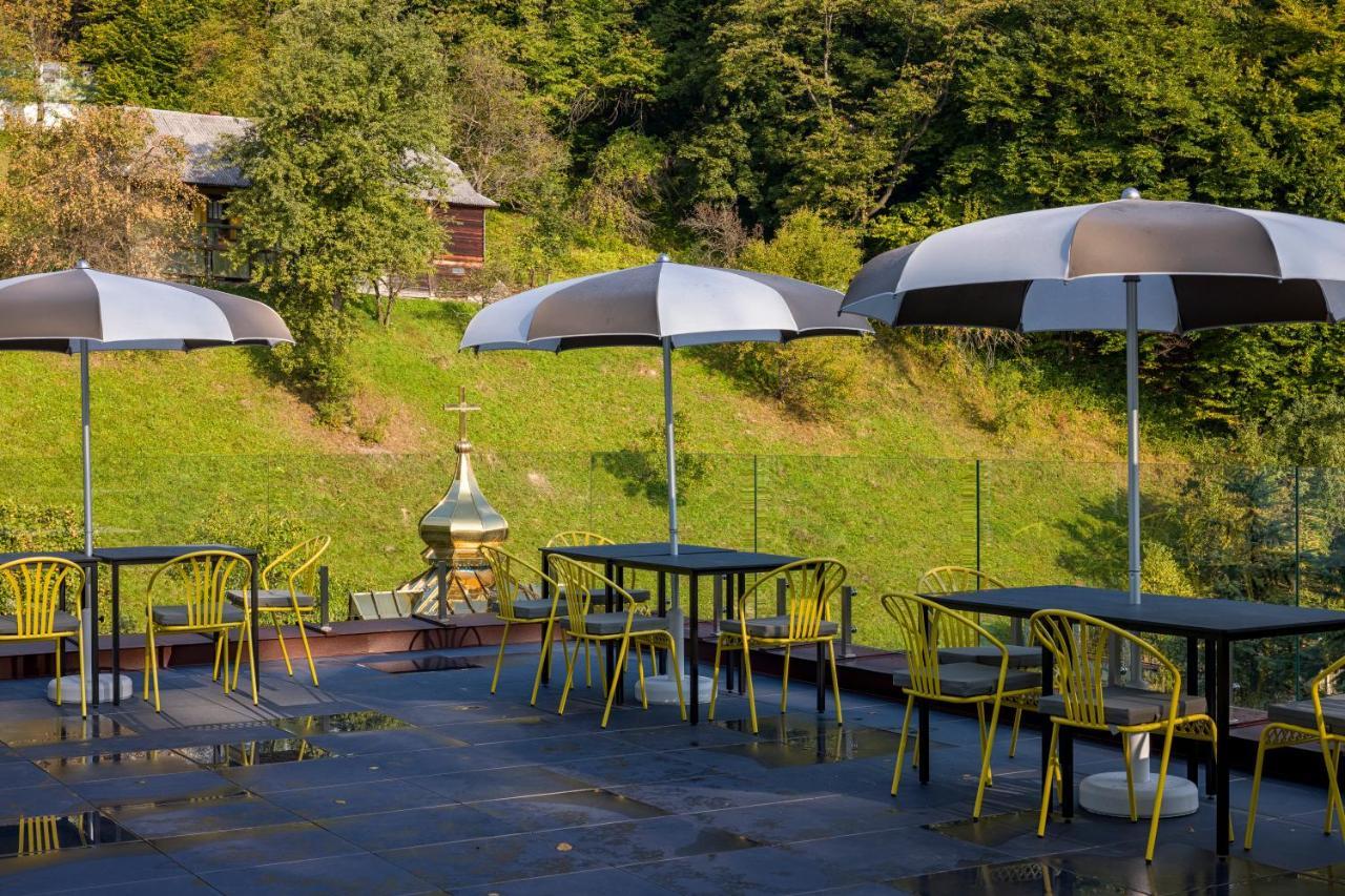Yaremche Club Hotel מראה חיצוני תמונה