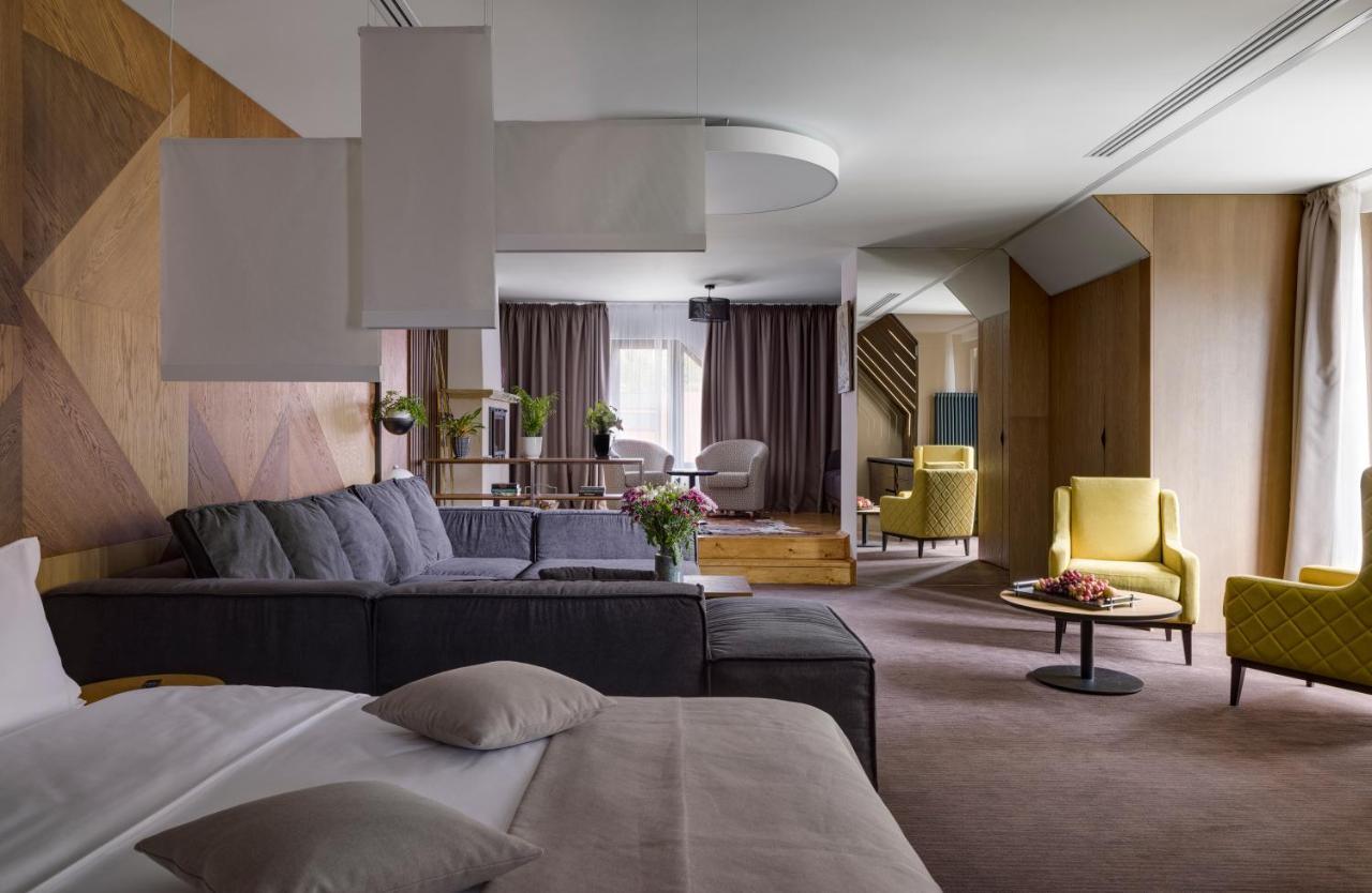 Yaremche Club Hotel מראה חיצוני תמונה