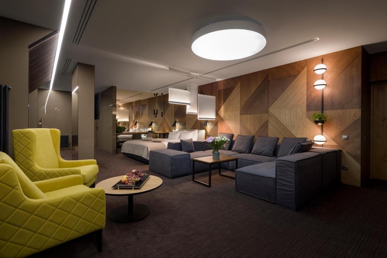 Yaremche Club Hotel מראה חיצוני תמונה