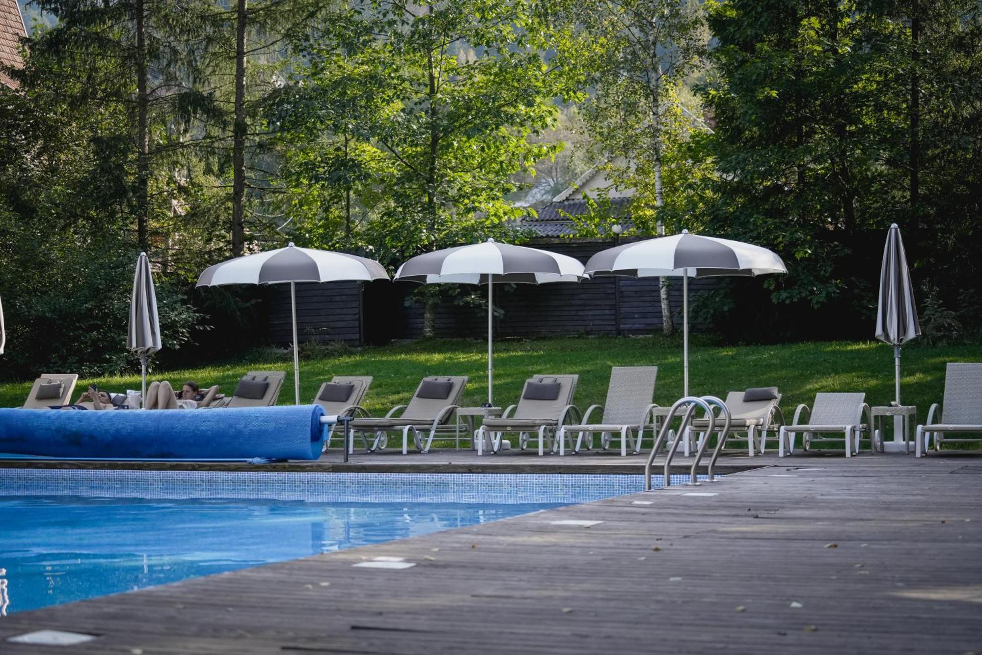 Yaremche Club Hotel מראה חיצוני תמונה