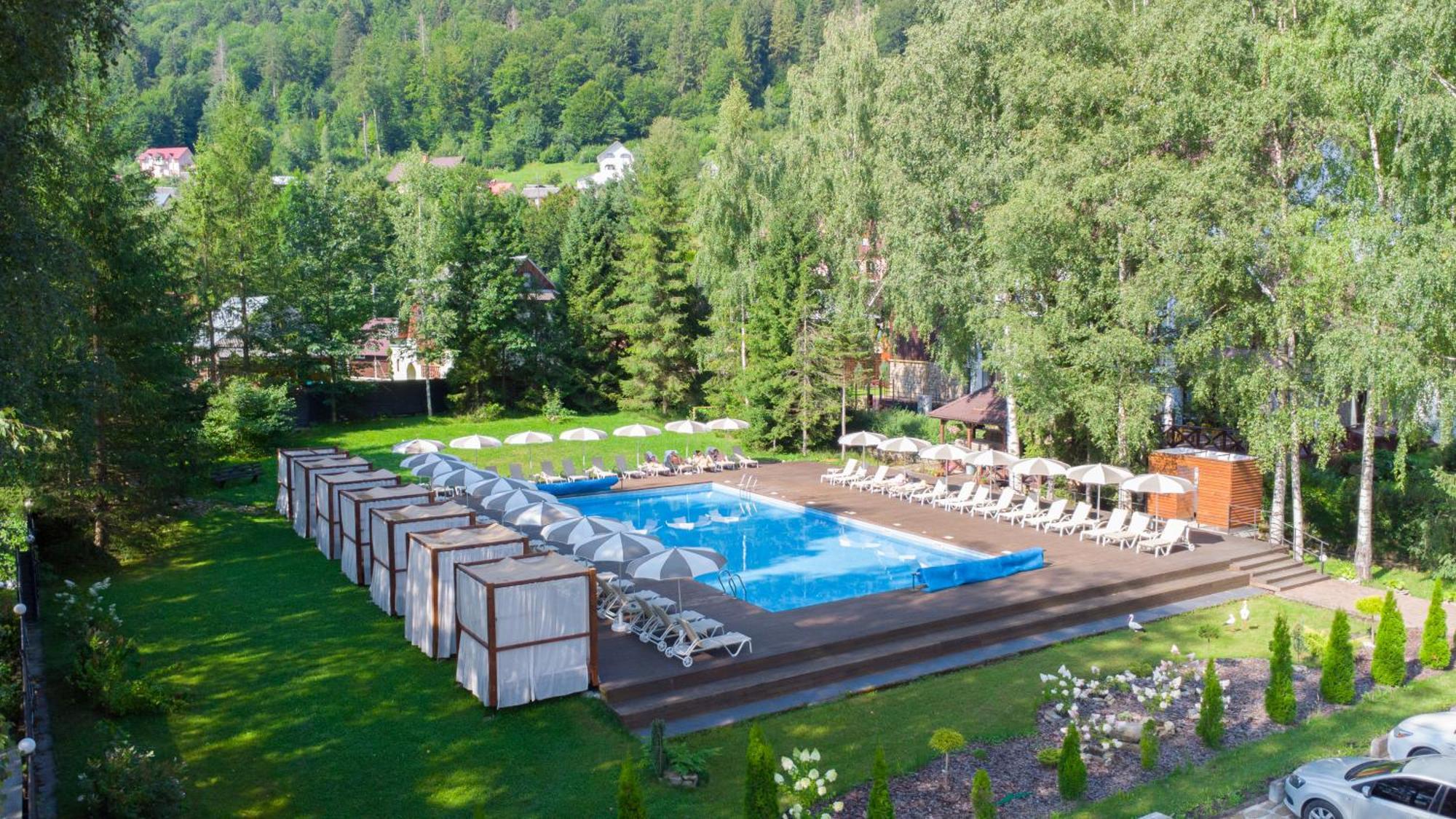 Yaremche Club Hotel מראה חיצוני תמונה